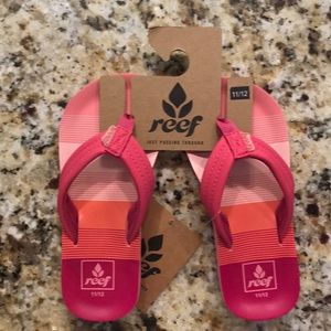 Girls Pink/Orange Reef flip flops NWT
